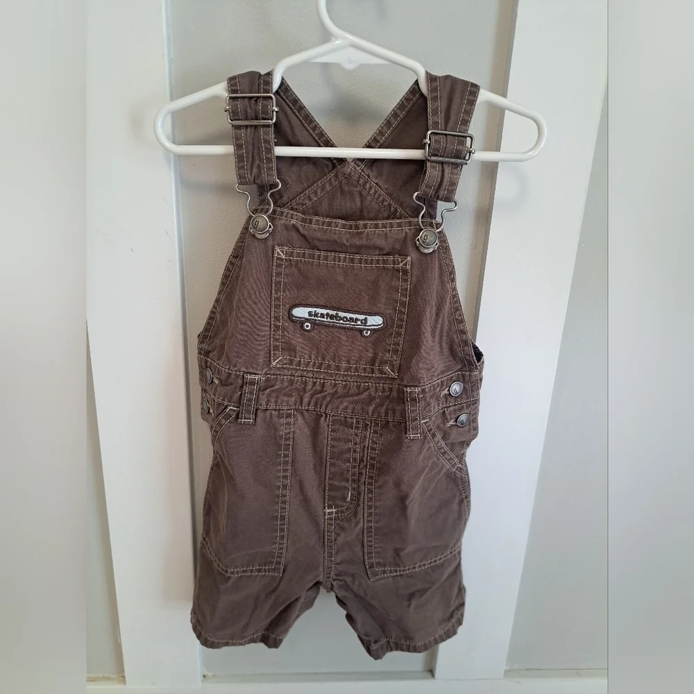 Gymboree Brown Shortalls – “Skateboard” Embroidered Pocket – Size 18-24 Months